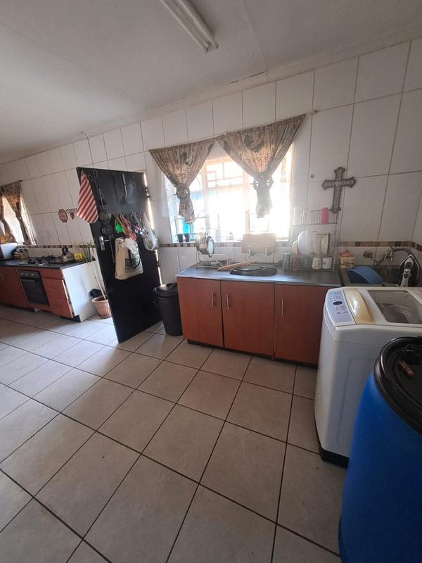 3 Bedroom Property for Sale in Vaalpark Free State